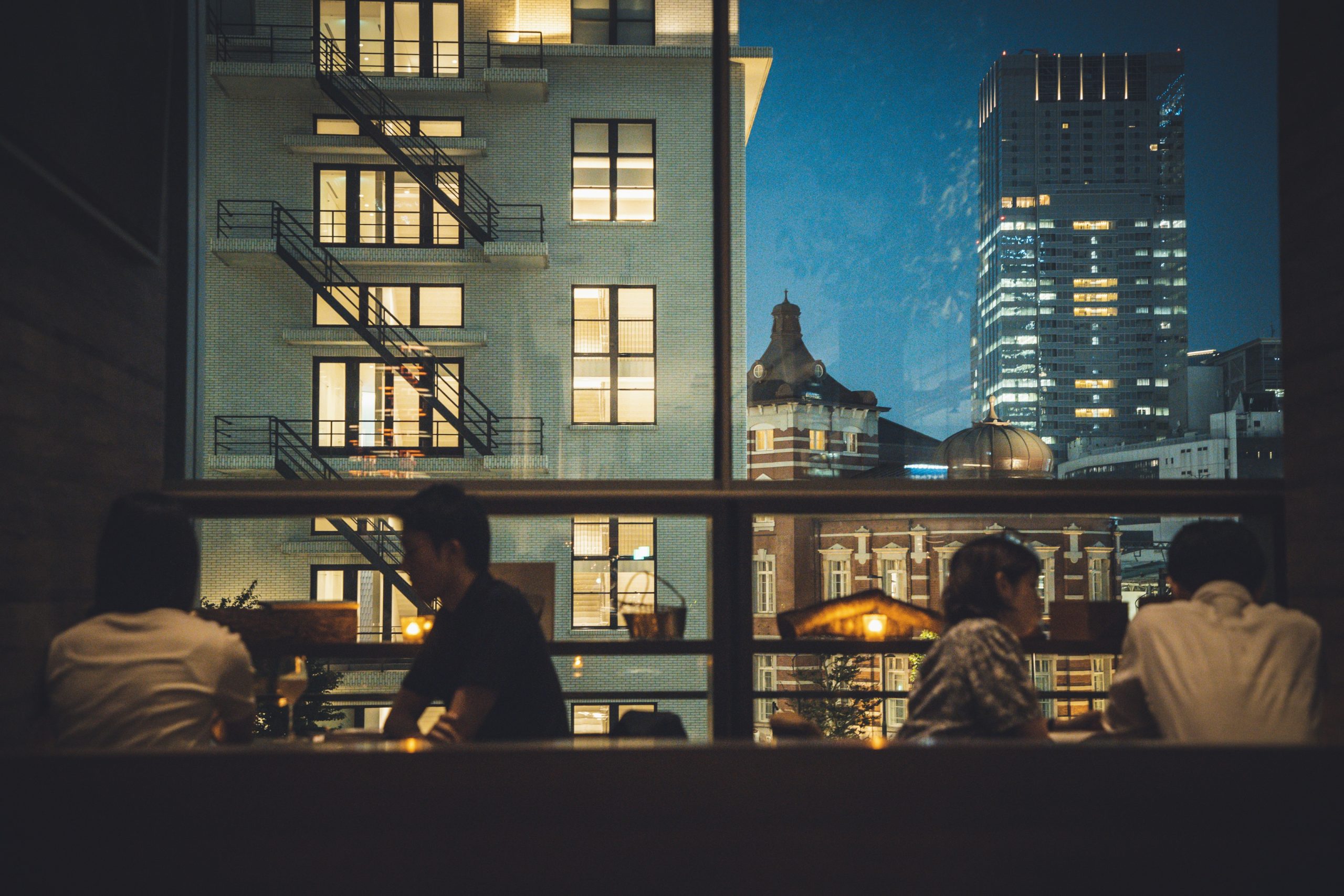 #トワイライト新版画な風景（レゾナンス店内の様子）