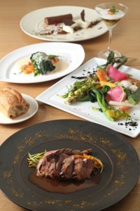 ミクニマルノウチ